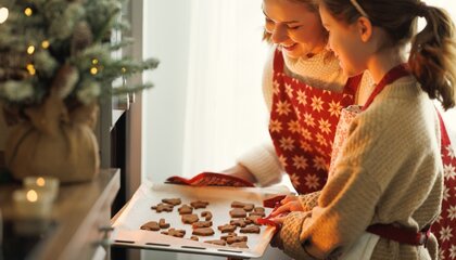 Gewusst wie: Wir verraten, wie Sie bei der Weihnachtsbäckerei weniger Strom verbrauchen | © Shutterstock/Evgeny Atamanenko