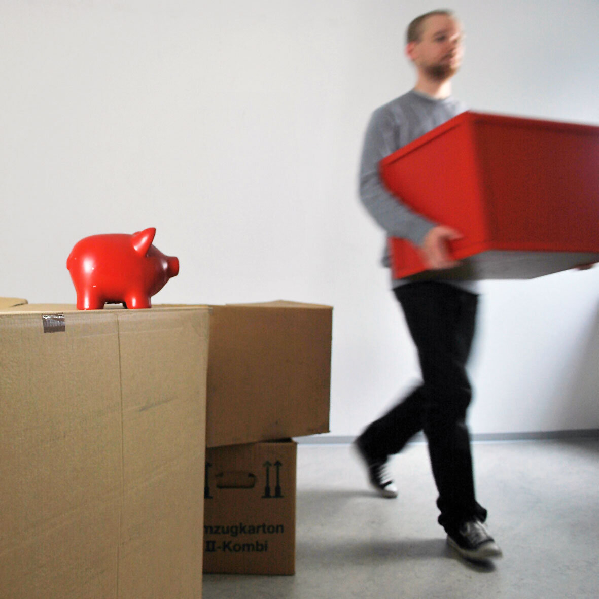 Angesichts stetig steigender Preise etwa für Energie und Lebensmittel ist Sparen im Alltag unverzichtbar