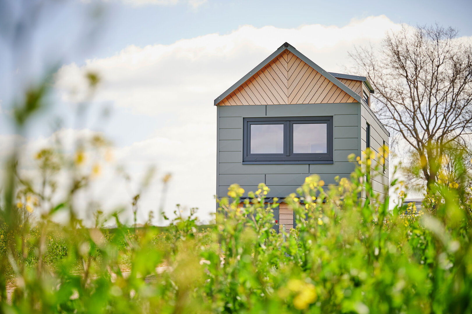 Tiny Houses können der Wunsch nach einer eigenen Immobilie erfüllen, wenn man bereit ist, sich bewusst räumlich einzuschränken | © djd/Laible Verlagsprojekte/Hauke Müller