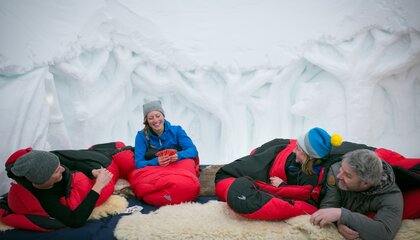 Frostige Herberge: Schlafen im Zugspitz-Iglu. | © www.iglu-dorf.com