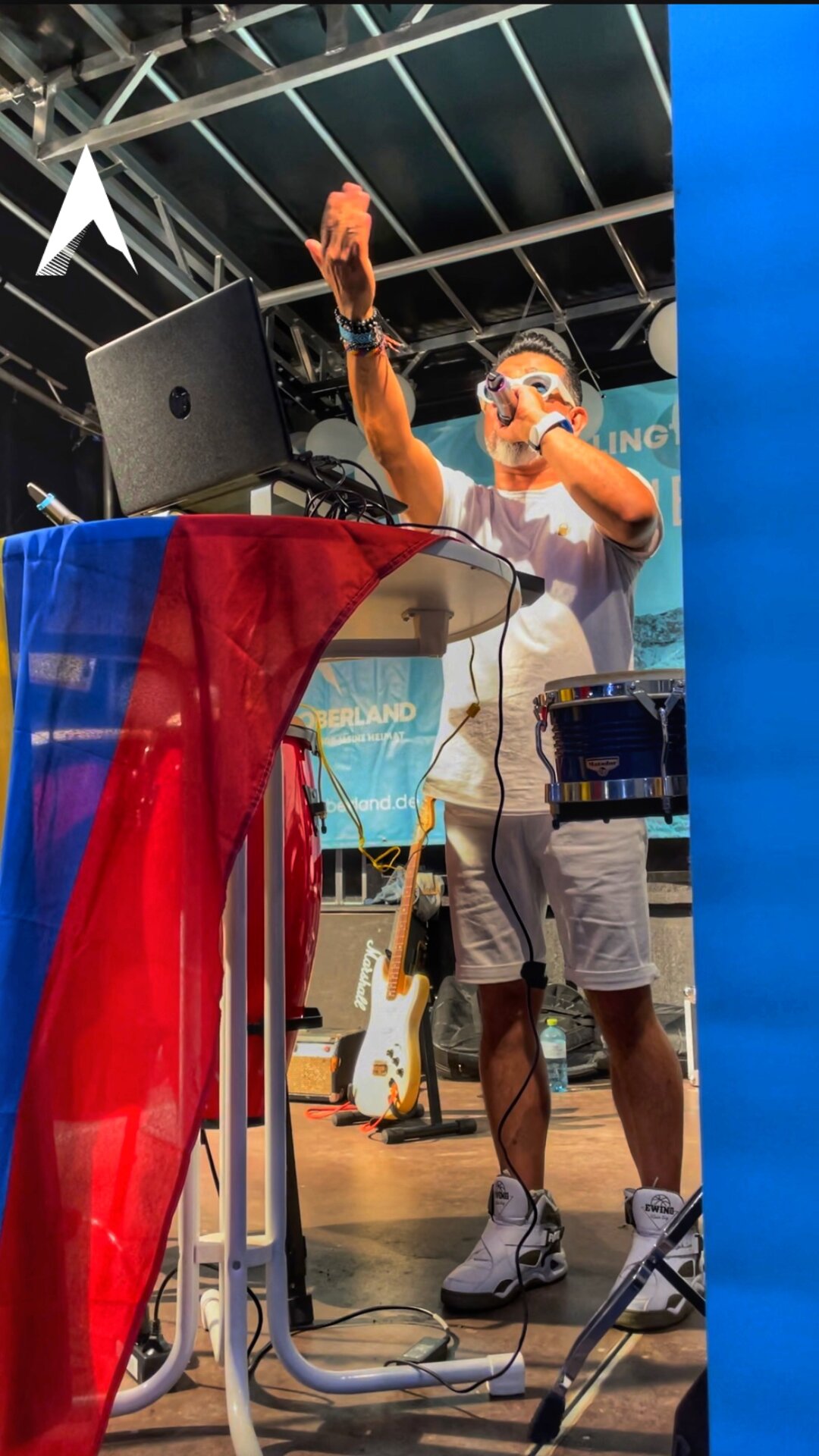 DJ Beto beim Anheizen