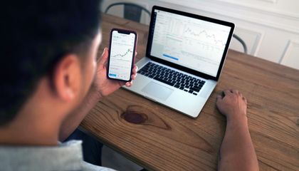 Visit www.mayofi.com | © Unsplash / Joshua Mayo