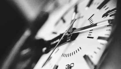The Time | © Unsplash / noor Younis