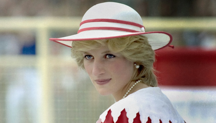 Royal Visit of Prince Charles and Princess Diana to Edmonton, Alberta: Welcoming Address by Premier Peter Lougheed at the Alberta Legislature, 30 June 1983 Provincial Archives of Alberta, PA8323905 | © Unsplash / Provincial Archives of Alberta