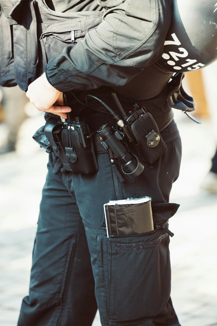 Armed police, emergency forces | © Unsplash / Markus Spiske